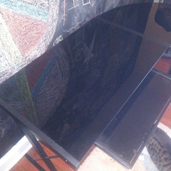 Computer desk - Picture 5 of 8